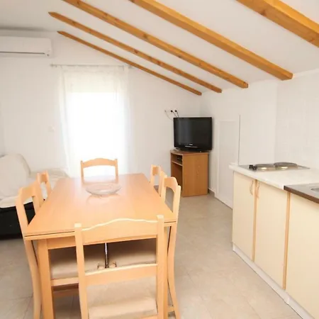 Ljubac 6244c Apartman *